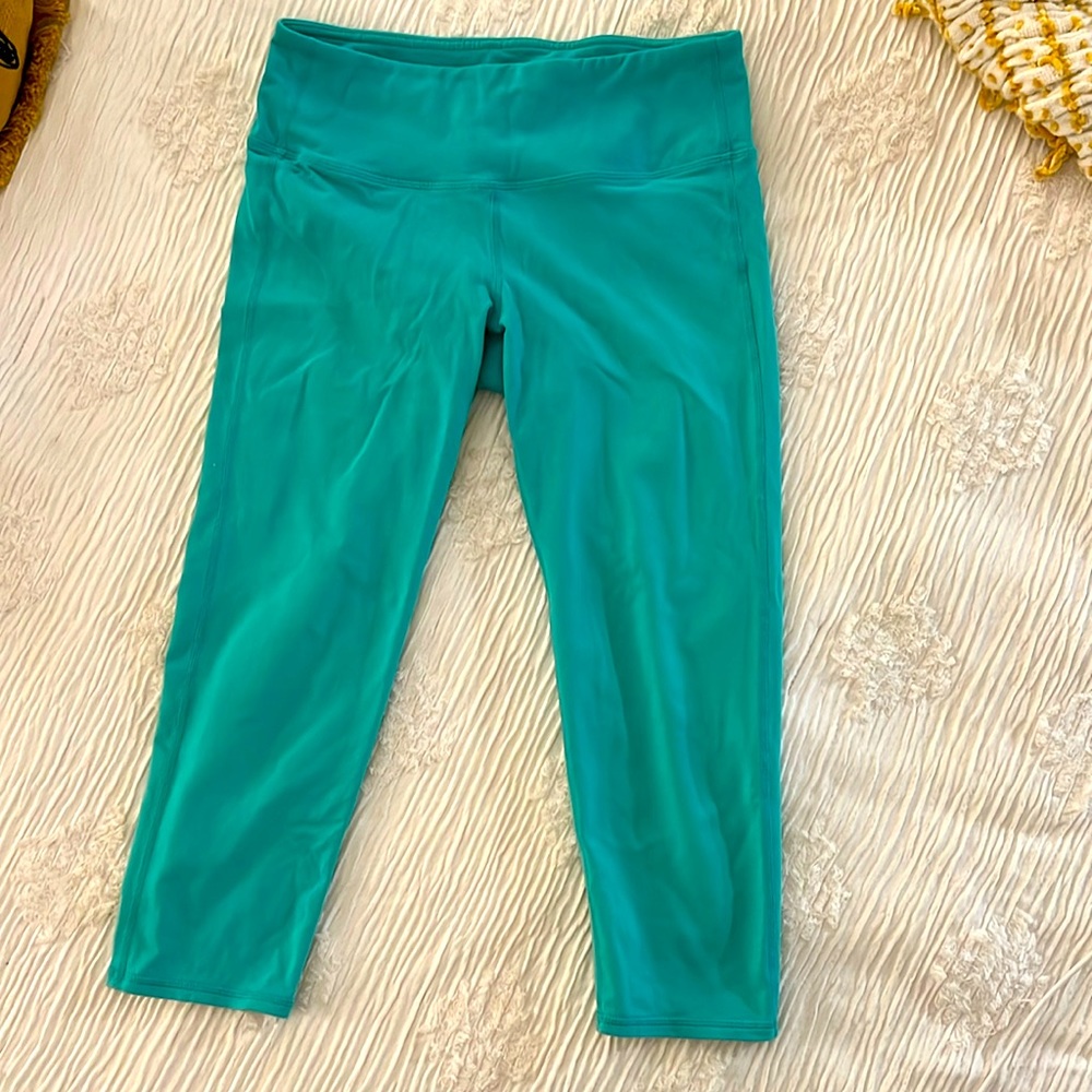 Athleta teal capri leggings size S